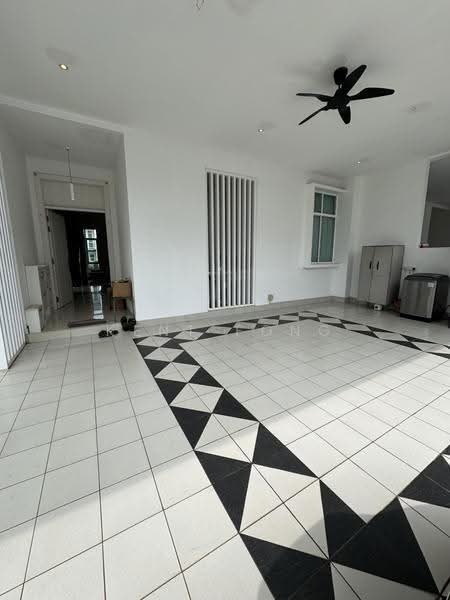 Rumah Teres 2-Tingkat untuk Dijual di Eco Majestic (Semenyih) - Kent Fong - Entrance - PropertyGuru.com.my