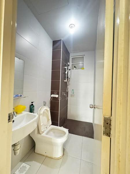Pangsapuri untuk Dijual di Nusa Heights (Nusa Puncak) - Vernice Wong - Bathroom - PropertyGuru.com.my