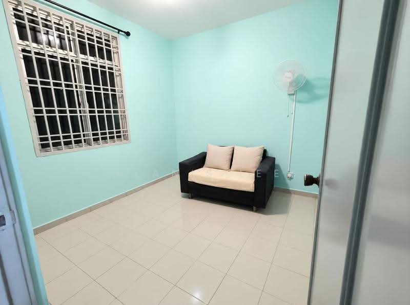 Apartment for Rent at Lake View Suites - Alanis Lee - Living Room - PropertyGuru.com.my