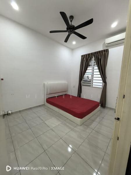 Rumah Teres 1-Tingkat untuk Disewa di Taman Saujana Indah (Lunas) - Mei Yee Lee - Bedroom - PropertyGuru.com.my