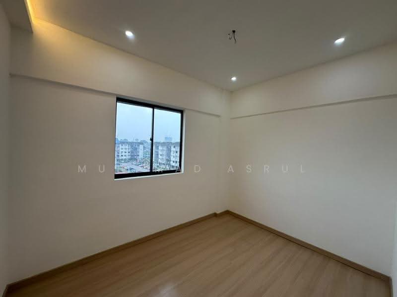 Flat for Sale at Taman Molek - Muhamad Asrul - Interior - PropertyGuru.com.my