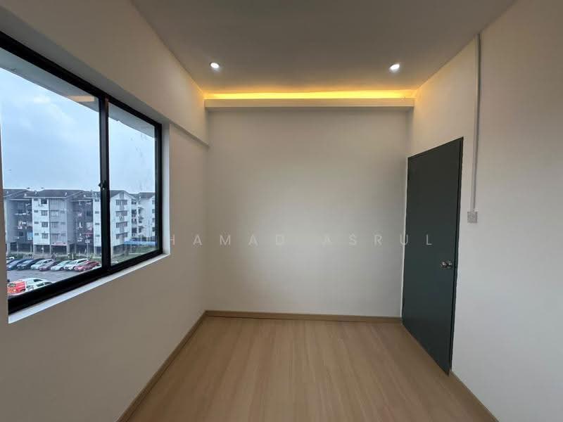 Flat for Sale at Taman Molek - Muhamad Asrul - Interior - PropertyGuru.com.my