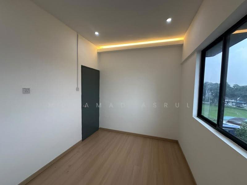 Flat for Sale at Taman Molek - Muhamad Asrul - Interior - PropertyGuru.com.my