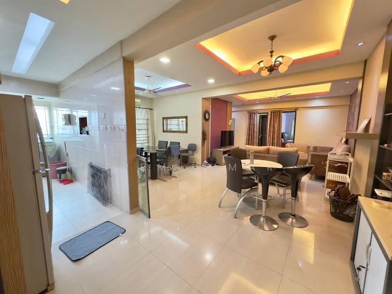 Kondominium untuk Dijual di Kepong Sentral Condominium - Prem Kumar - Living Room - PropertyGuru.com.my
