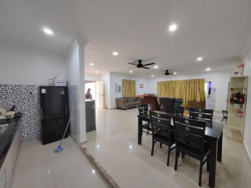 Rumah Banglo untuk Dijual di Port Dickson (Negeri Sembilan) - Max Chua - Kitchen - PropertyGuru.com.my