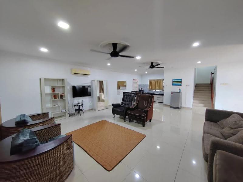 Rumah Banglo untuk Dijual di Port Dickson (Negeri Sembilan) - Max Chua - Living Room - PropertyGuru.com.my