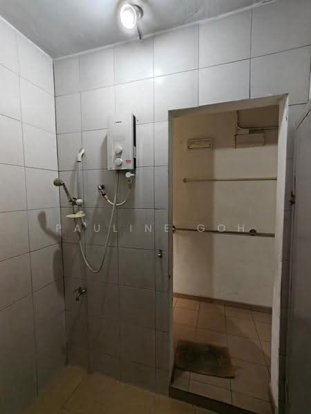 Rumah Teres 1-Tingkat untuk Dijual di Taman Abad (Johor Bahru) - Pauline Goh - Bathroom - PropertyGuru.com.my