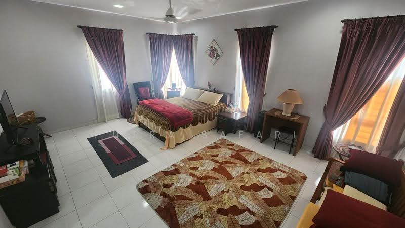 Semi-Detached House for Sale in Taman Aman Perdana (Kapar) - Putra Safari - Bedroom - PropertyGuru.com.my