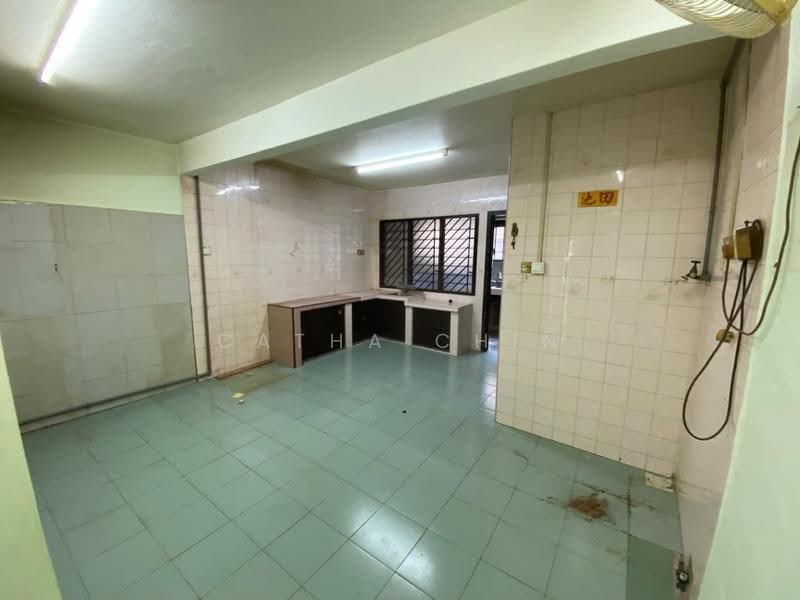 Rumah Teres 2-Tingkat untuk Dijual di Johor Bahru (Johor) - Catha Chin - Kitchen - PropertyGuru.com.my