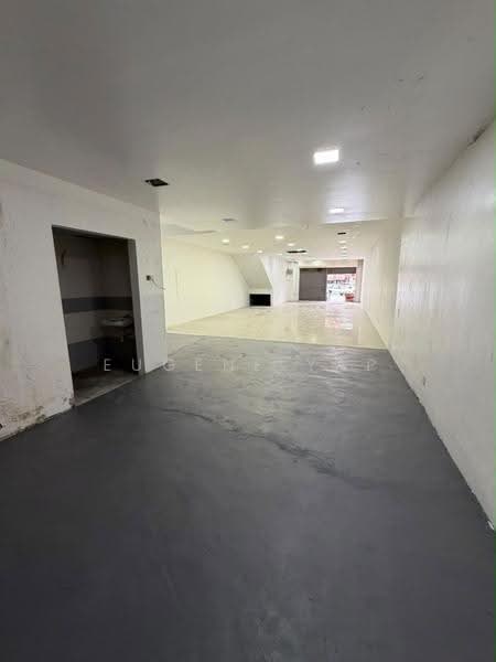 Shop for Rent in Saujana Utama (Selangor) - Eugene Yap - Interior - PropertyGuru.com.my