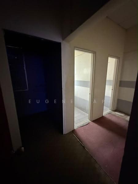 Shop for Rent in Saujana Utama (Selangor) - Eugene Yap - Corridor - PropertyGuru.com.my