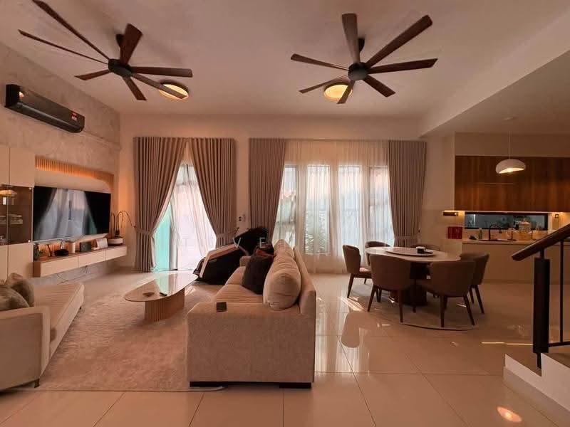 Cluster House for Sale in Johor Bahru (Johor) - Steven Loh - Living Room - PropertyGuru.com.my
