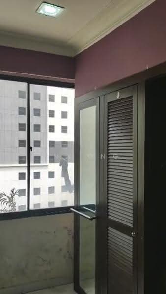 Kondominium untuk Dijual di Downtown Condominium - Ann Ong - Balcony - PropertyGuru.com.my