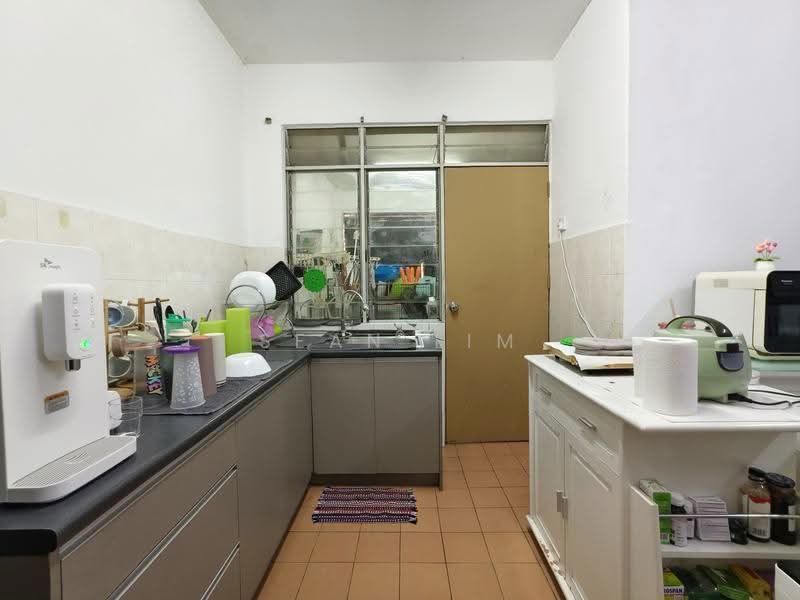 Apartment for Sale at D'shire Villa - Sean Lim - Kitchen - PropertyGuru.com.my
