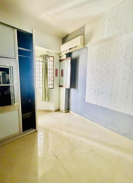 Kondominium untuk Dijual di D'Casa Condominium - Elynne Lim - Bedroom - PropertyGuru.com.my