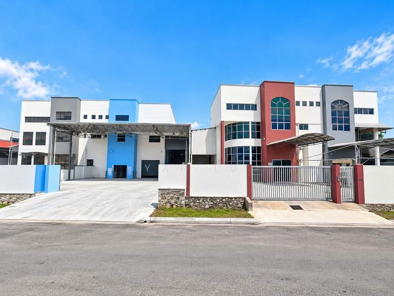 Kedai / Pejabat untuk Disewa di Bandar Pinggiran Subang (Shah Alam) - Yan Lu - Exterior - PropertyGuru.com.my