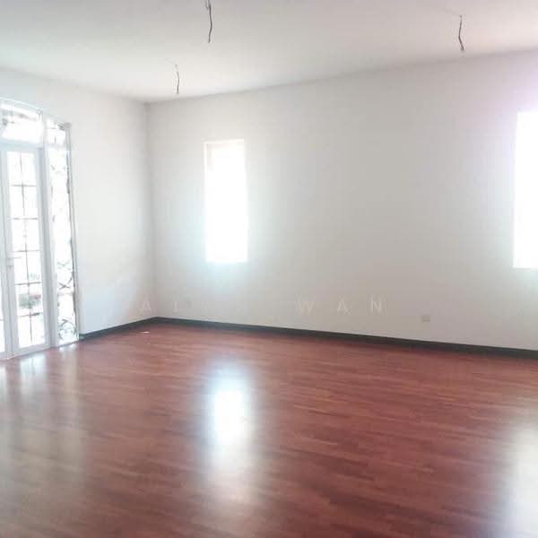 Semi-Detached House for Sale in Cyberjaya (Selangor) - Alan Wan - Living Room - PropertyGuru.com.my