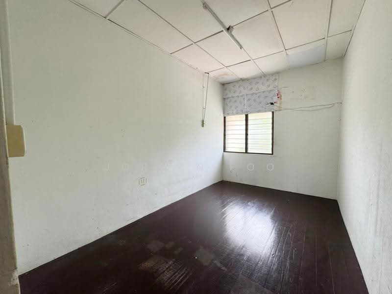 Terraced House for Sale in Island Glades (Jelutong) - Jordan Foo - Interior - PropertyGuru.com.my