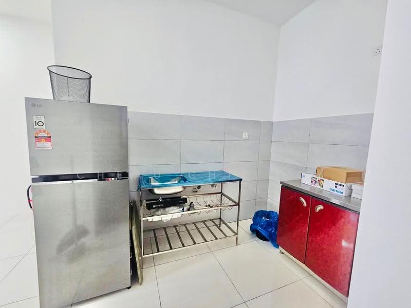 Kediaman Servis untuk Disewa di Vivo Executive Apartment - Cheau Chie Ooi - Kitchen - PropertyGuru.com.my