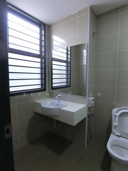 Rumah Teres 2-Tingkat untuk Dijual di Johor Bahru (Johor) - Bernice Tan - Bathroom - PropertyGuru.com.my