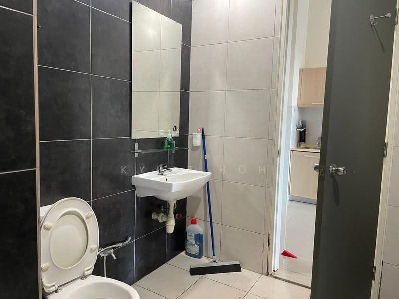 Service Residence for Rent at D'Pulze Cyberjaya - Kylie Hoh - Bathroom - PropertyGuru.com.my