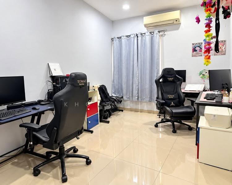 2-storey Terraced House for Sale in Taman Universiti Indah (Seri Kembangan) - Kho Daniel - Study - PropertyGuru.com.my