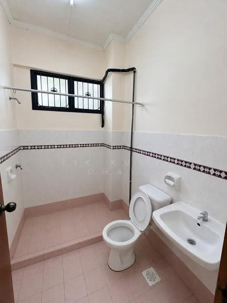 Apartment for Sale at Skudai Villa - Lik Xuan Chai - Bathroom - PropertyGuru.com.my