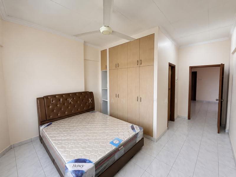 Apartment for Sale at Skudai Villa - Lik Xuan Chai - Bedroom - PropertyGuru.com.my