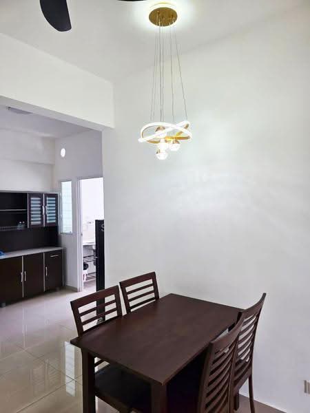 Kondominium untuk Disewa di Havana Beach Residences - Bosco Teoh - Dining Room - PropertyGuru.com.my