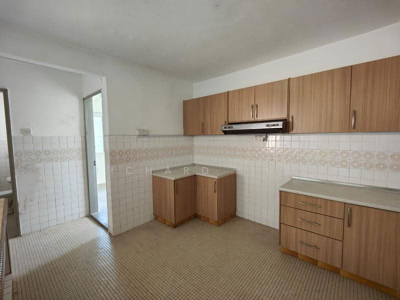Rumah Teres 2-Tingkat untuk Dijual di Damansara Jaya (Petaling Jaya) - Richard Liew - Kitchen - PropertyGuru.com.my