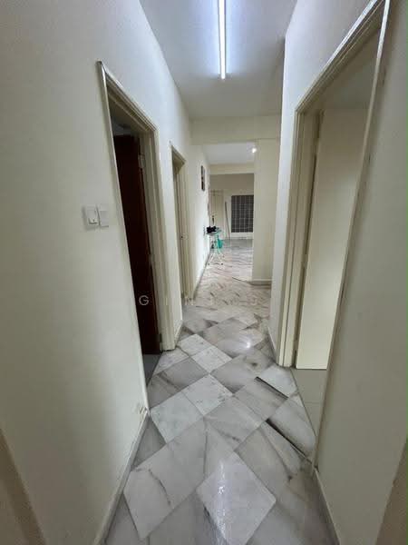 Condominium for Rent at Sang Suria - Gini S - Corridor - PropertyGuru.com.my