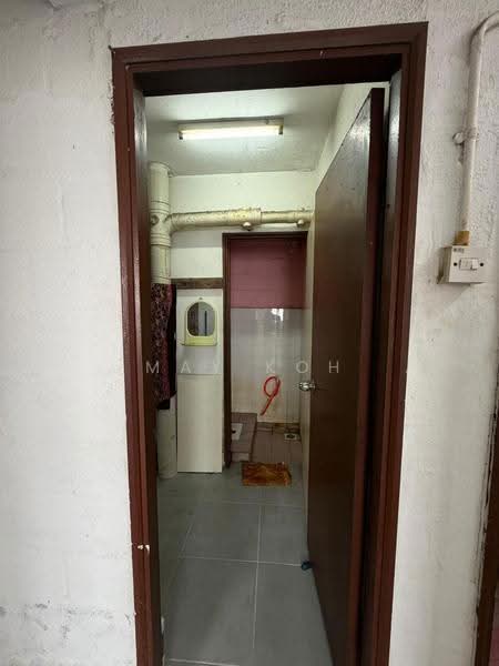 Flat for Sale at Taman Ampang Mewah - May Koh - Bathroom - PropertyGuru.com.my