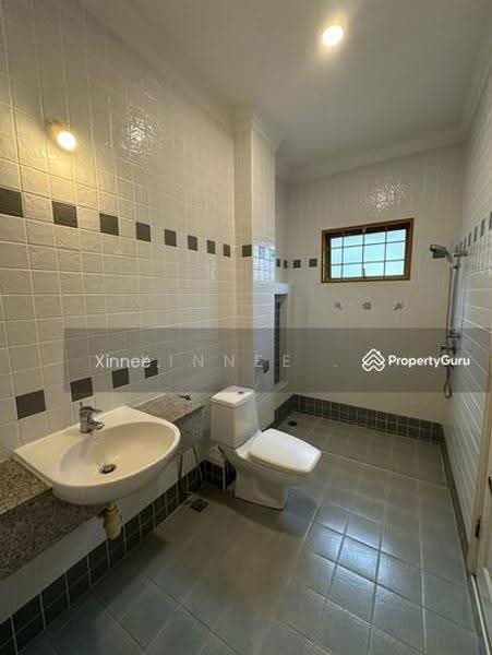 Rumah Teres 2-Tingkat untuk Disewa di Tanjung Bungah (Penang) - Xinnee . - Bathroom - PropertyGuru.com.my