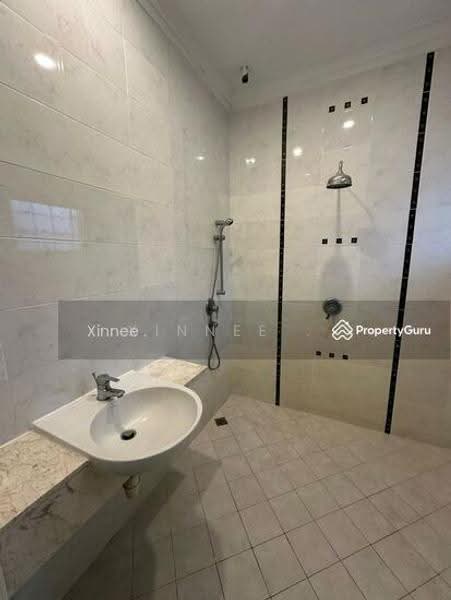 Rumah Teres 2-Tingkat untuk Disewa di Tanjung Bungah (Penang) - Xinnee . - Bathroom - PropertyGuru.com.my
