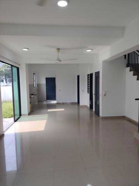 Rumah Teres 2.5-Tingkat untuk Dijual di Setia Alam (Selangor) - Janie Lee - Living & Dining - PropertyGuru.com.my