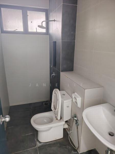 Rumah Teres 2.5-Tingkat untuk Dijual di Setia Alam (Selangor) - Janie Lee - Bathroom - PropertyGuru.com.my