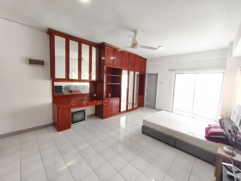 Condominium for Rent at Ridzuan Condominium - CK Chieng - Bedroom - PropertyGuru.com.my