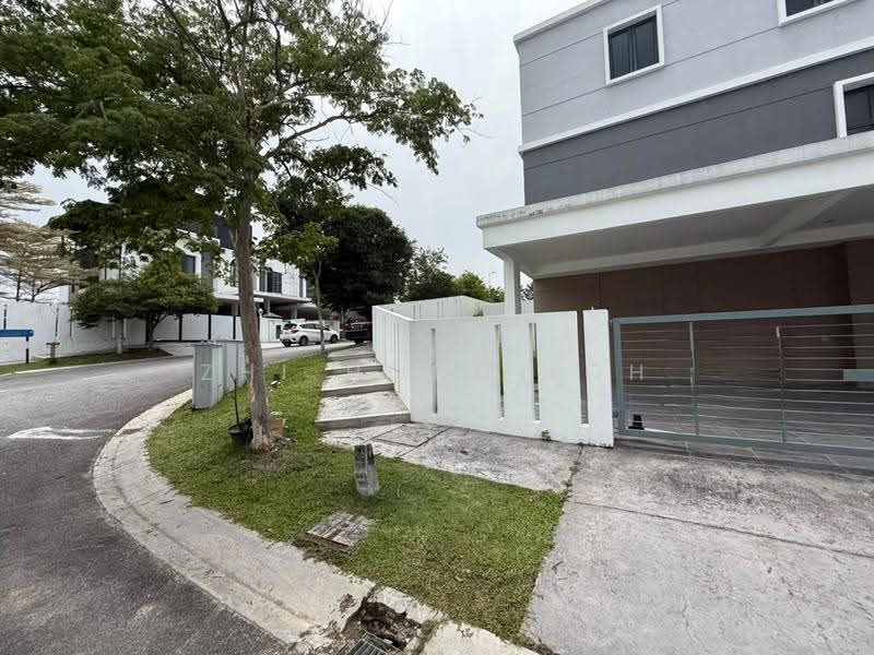 Semi-Detached House for Sale in Cheras (Kuala Lumpur) - Zhi Hong Loh - Exterior - PropertyGuru.com.my
