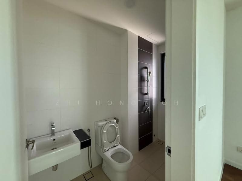 Semi-Detached House for Sale in Cheras (Kuala Lumpur) - Zhi Hong Loh - Bathroom - PropertyGuru.com.my