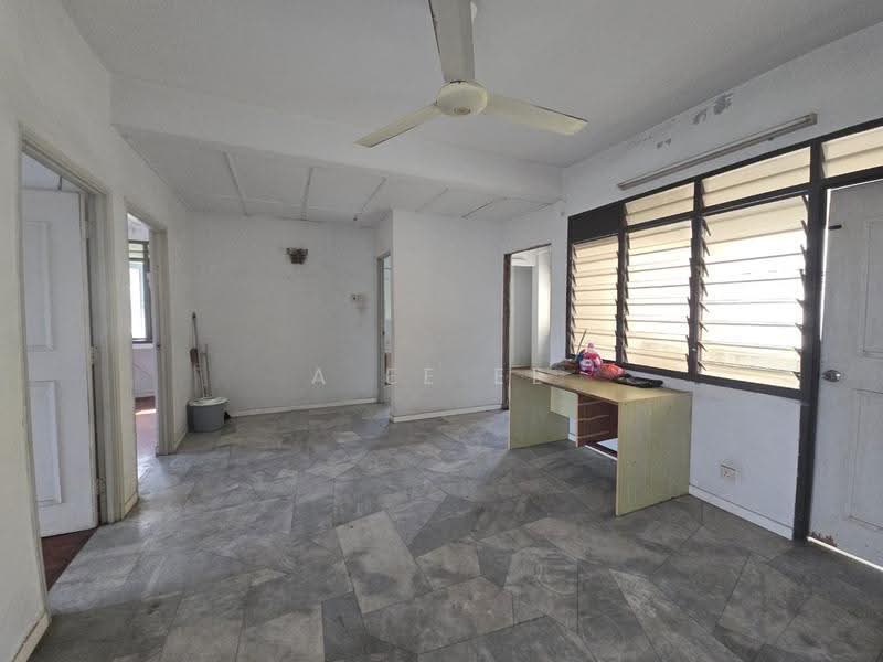 Apartment for Sale at Lavinia Apartments - A Ee Ee - Living Room - PropertyGuru.com.my