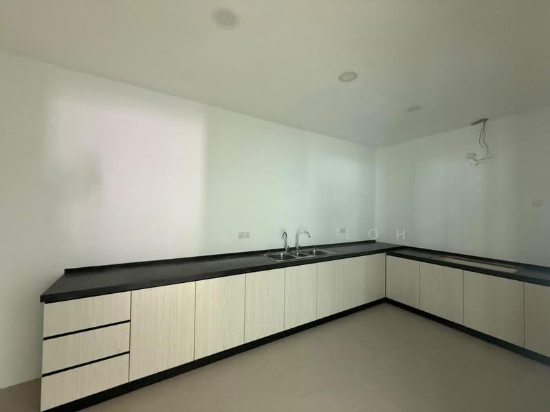 Semi-Detached House for Rent in Cheras (Kuala Lumpur) - Zhi Hong Loh - Kitchen - PropertyGuru.com.my