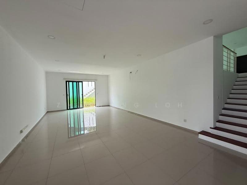 Semi-Detached House for Rent in Cheras (Kuala Lumpur) - Zhi Hong Loh - Living Room - PropertyGuru.com.my