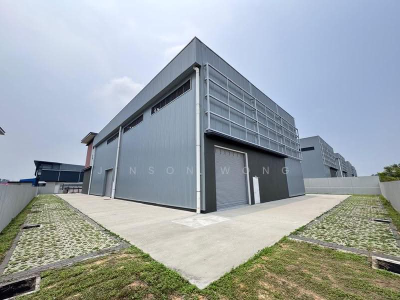 Detached Factory for Rent in Sungai Buloh (Selangor) - Jinson Wong - Exterior - PropertyGuru.com.my