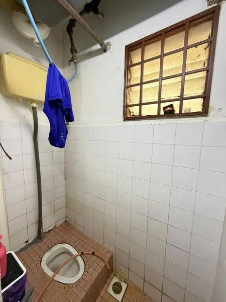 Flat for Sale at Flat Tasek 64 - Yvonne Lim - Bathroom - PropertyGuru.com.my