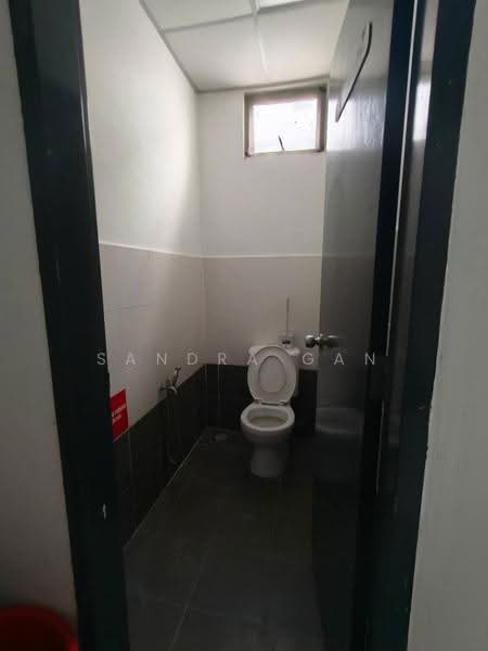 Shop for Rent in Austin Crest (Johor Bahru) - Sandra Gan - Bathroom - PropertyGuru.com.my