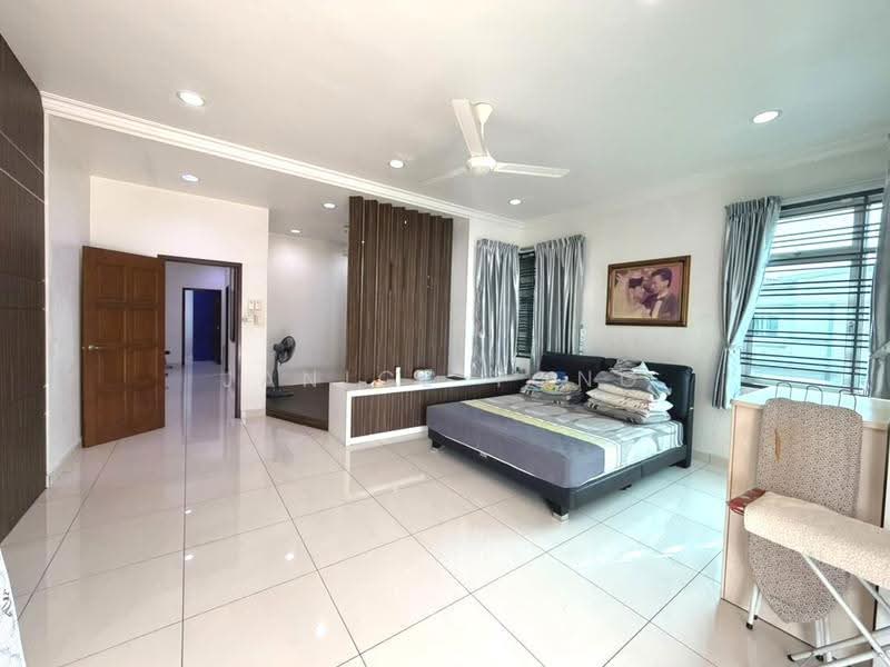 Semi-Detached House for Sale in Taman Gaya (Ulu Tiram) - Janice Yong - Bedroom - PropertyGuru.com.my