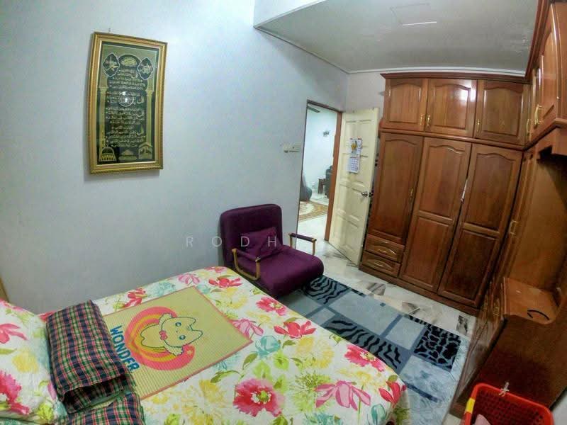 Rumah Teres 2-Tingkat untuk Dijual di Taman Sentosa Perdana (Klang) - Rodhie . - Bedroom - PropertyGuru.com.my