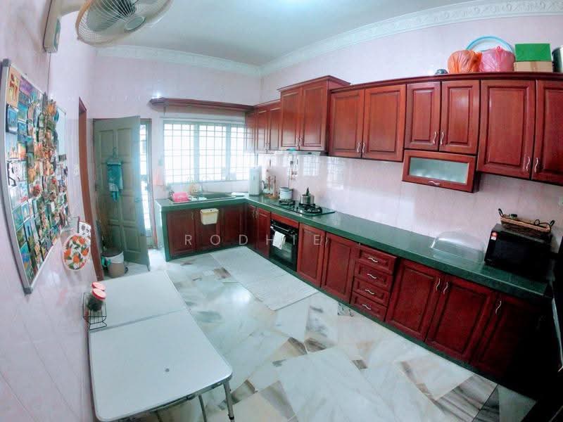 Rumah Teres 2-Tingkat untuk Dijual di Taman Sentosa Perdana (Klang) - Rodhie . - Kitchen - PropertyGuru.com.my