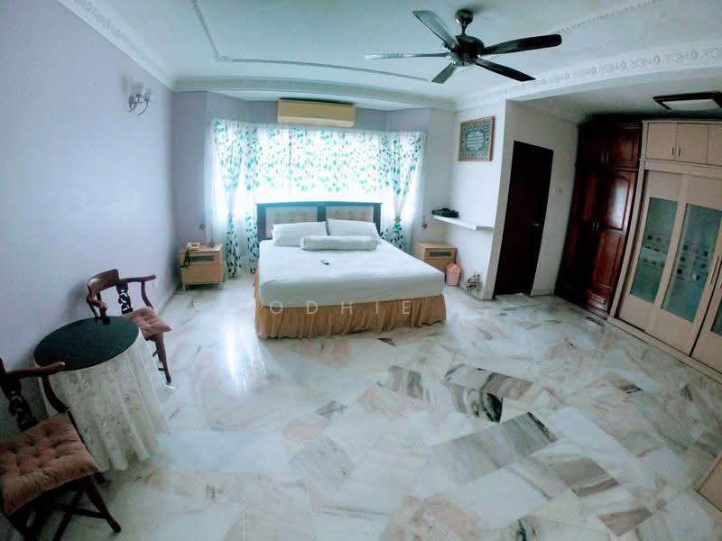 Rumah Teres 2-Tingkat untuk Dijual di Taman Sentosa Perdana (Klang) - Rodhie . - Bedroom - PropertyGuru.com.my