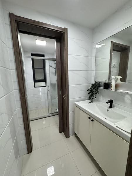 Kondominium untuk Disewa di Cerulean Bay @ Forest City - Melissa Lai - Bathroom - PropertyGuru.com.my